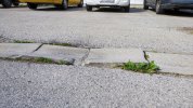 Polomljen kanal za odvodnju kišnice